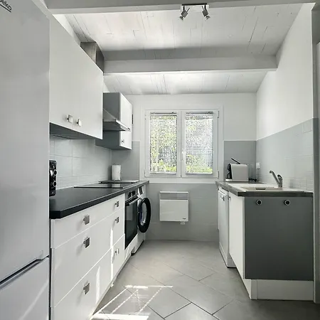 Moderne 4 Pieces, 6 Pers, Proche Mer, Wifi, Animaux Ok, Parking - Fr-1-705-13 Holiday home